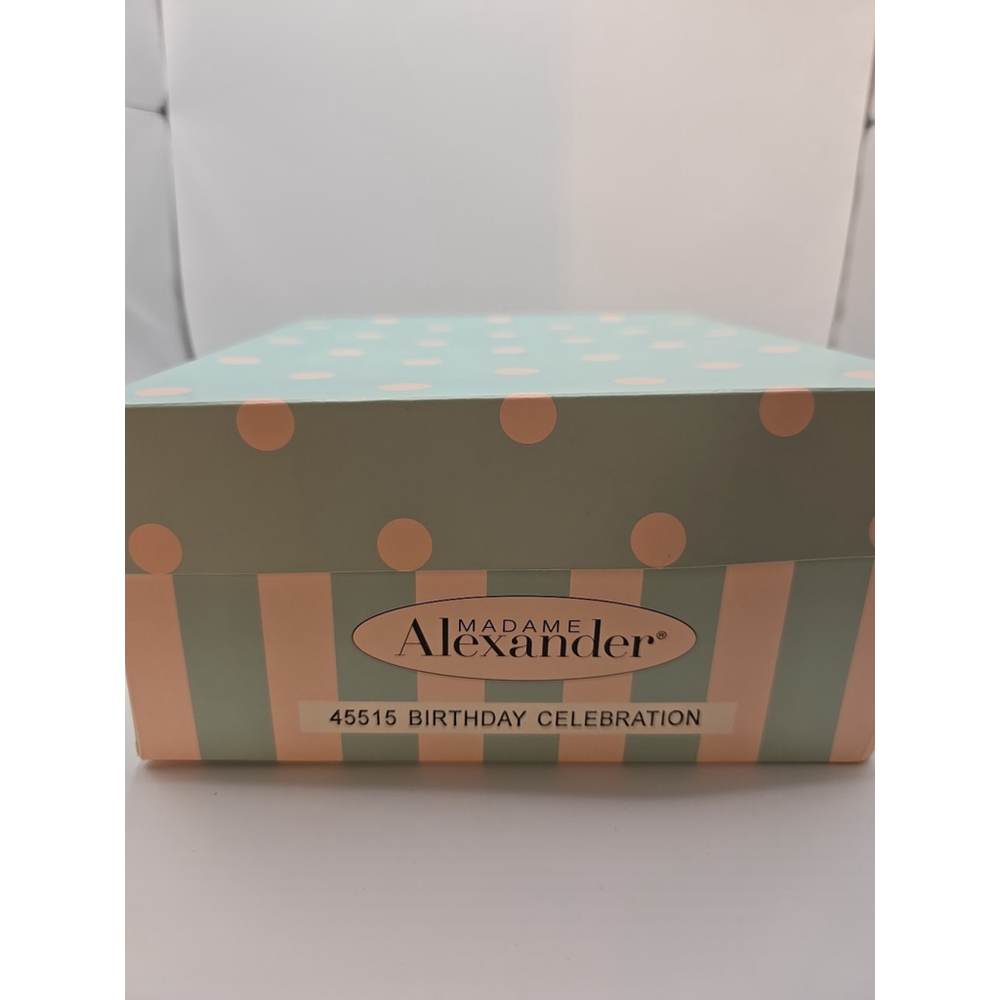 MADAME ALEXANDER BIRTHDAY CELEBRATION DOLL 45515 - Picture 3 of 5